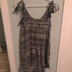 Volcom paved dreams dress size m NWT
